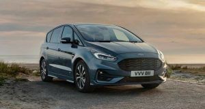 Renting Ford S-MAX