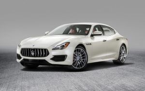 Renting Maserati Quattroporte